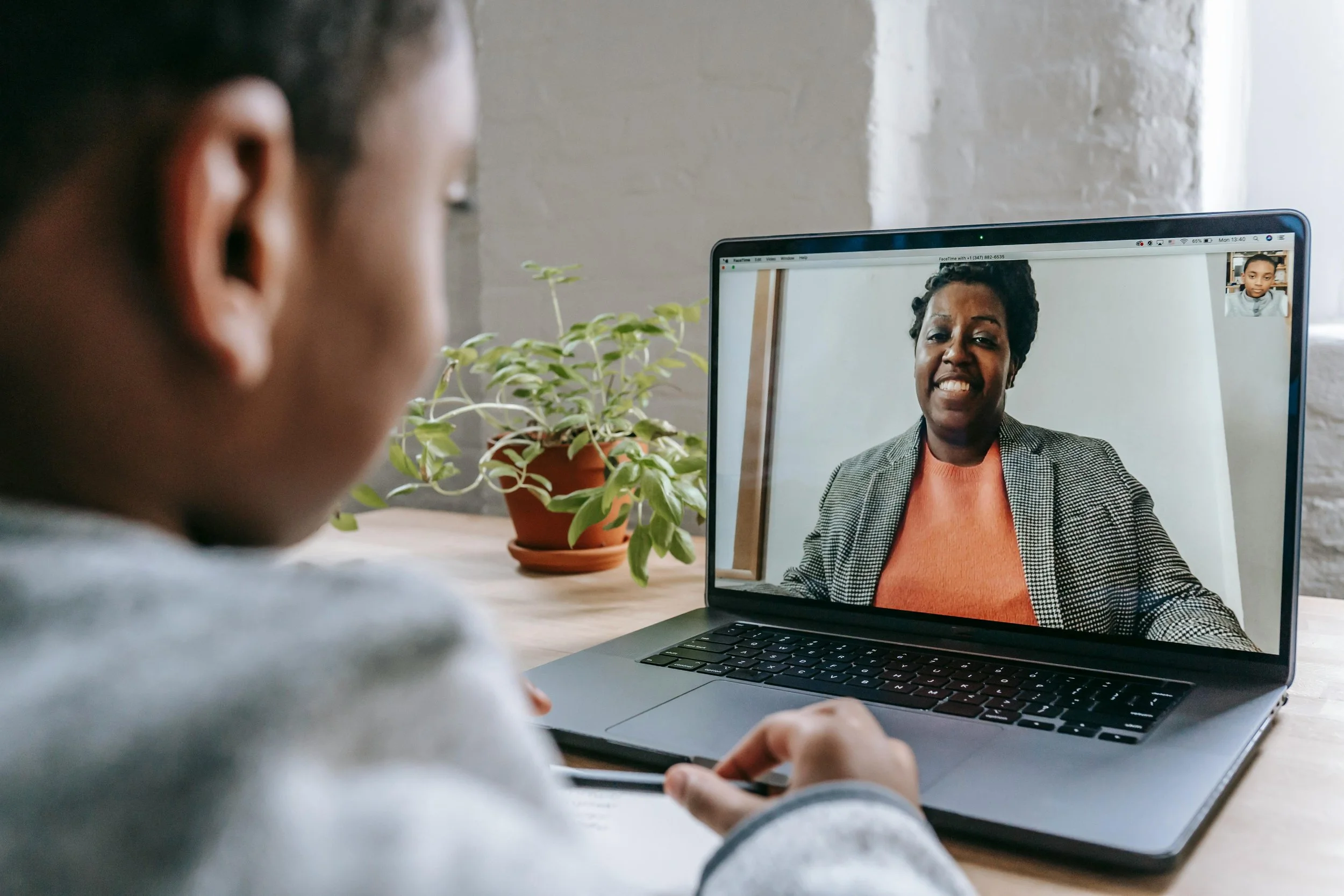 Online voice lesson via Zoom